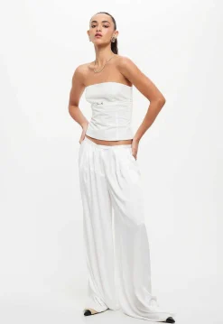 Allure Strapless Top