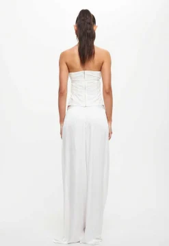Allure Strapless Top