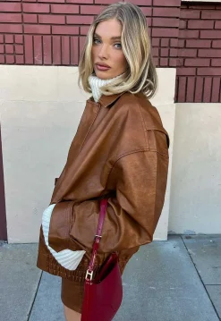 Kenny Bomber